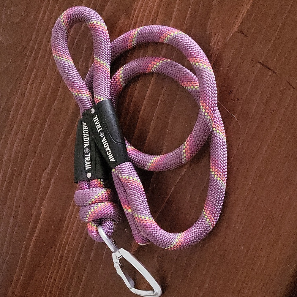 Dog leash